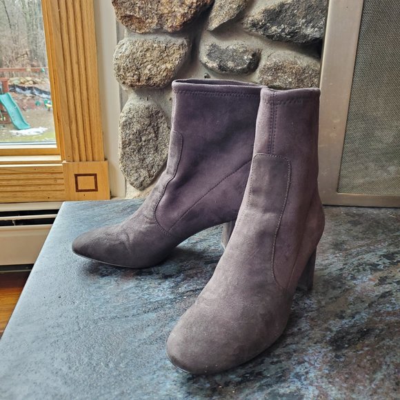 Ann Taylor Brown Micro Suede Stretch Booties Size 8.5M - Picture 4 of 16